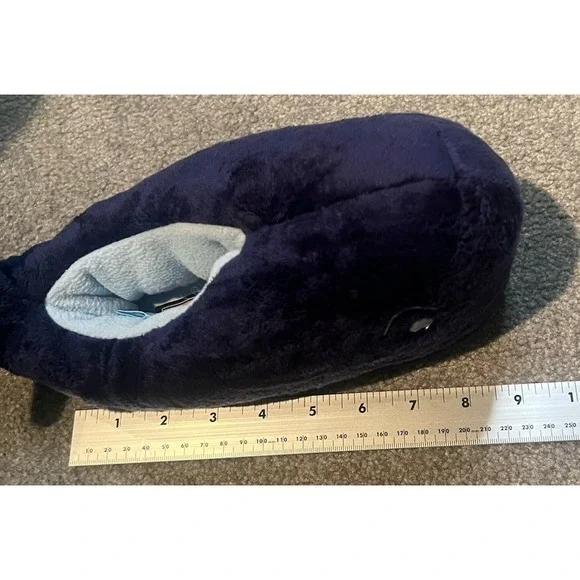 Kids Vineyard Vines Blue Whale Slippers Size XL Great Condition - Picture 4 of 8